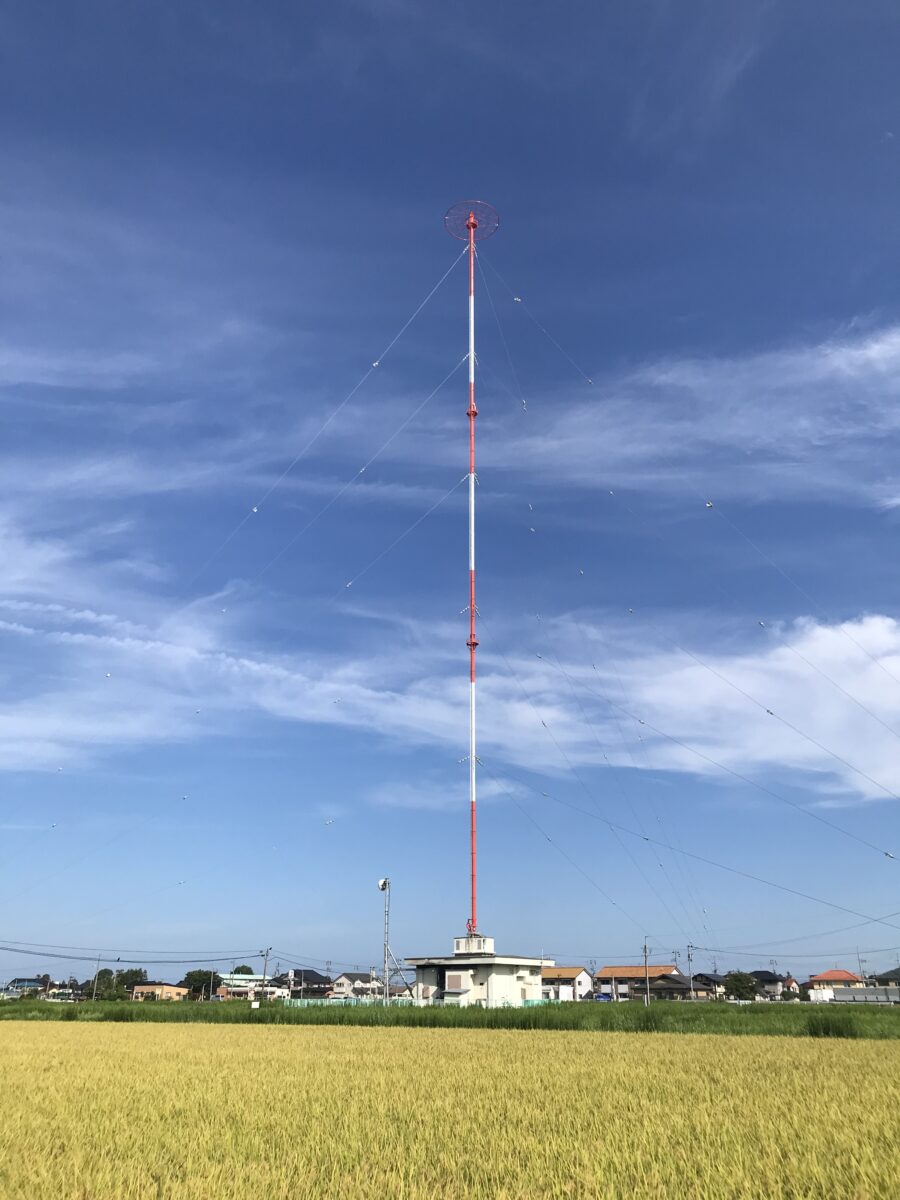 山形県 鶴岡市 ラジオ中継局 近くで見たい銀色の鉄線 やまがた こころの相談所