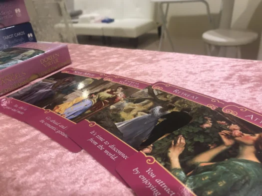 やまがた こころの相談所 | 有名なタロット占い師に会えるオラクルカード占い フォーチュンヒーリング やまがた こころの相談所 | 有名なタロット占い師に会えるオラクルカード占い フォーチュンヒーリング